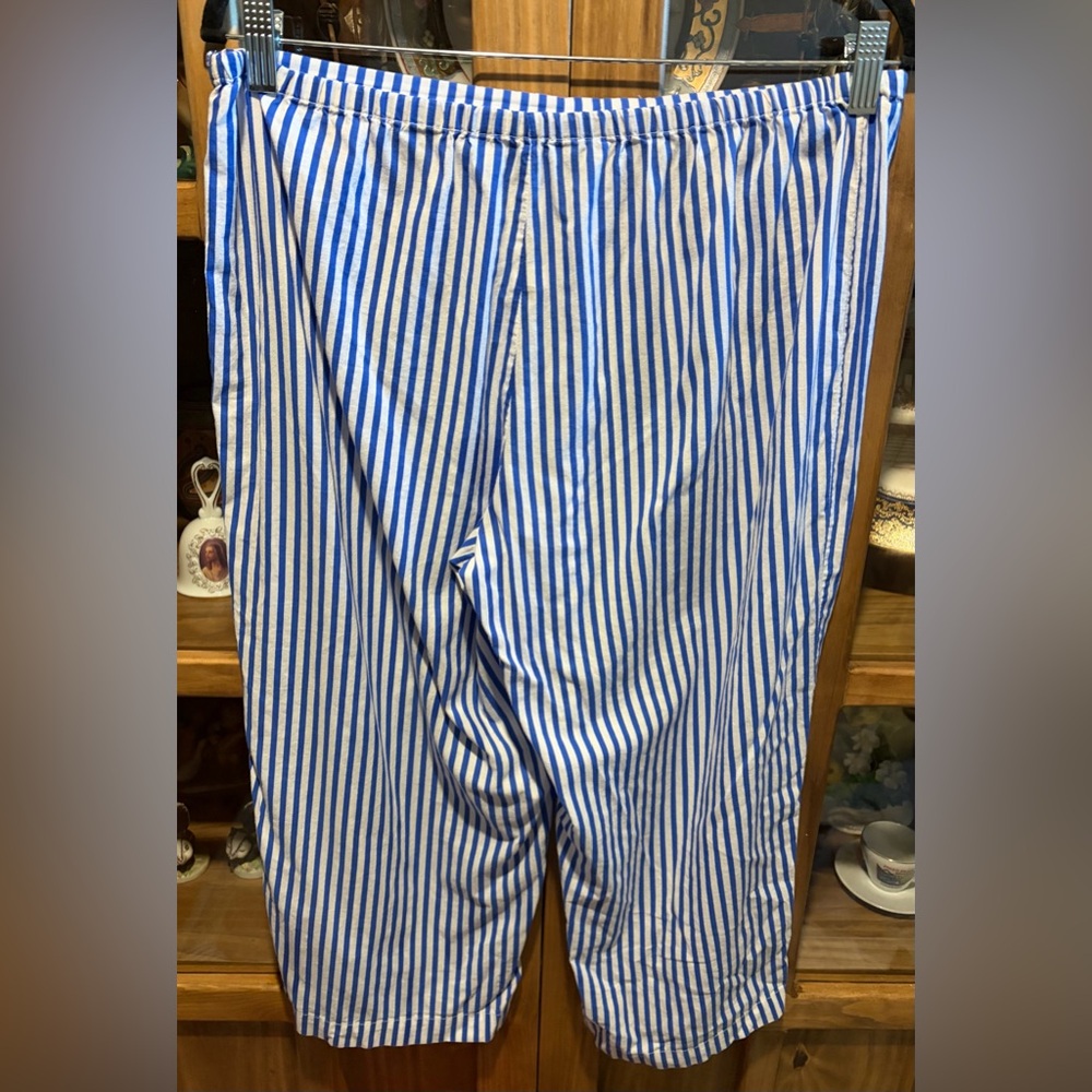 Lauren Ralph Lauren Blue and White Striped with Yellow Trim Pajamas Size Large - Picture 10 of 11